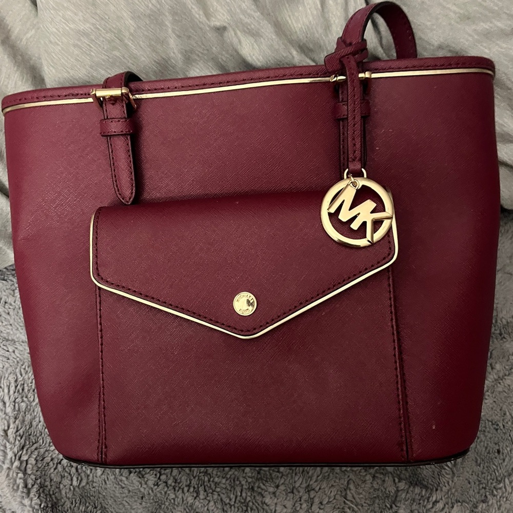BNWT Michael Kors Jet Set Tote